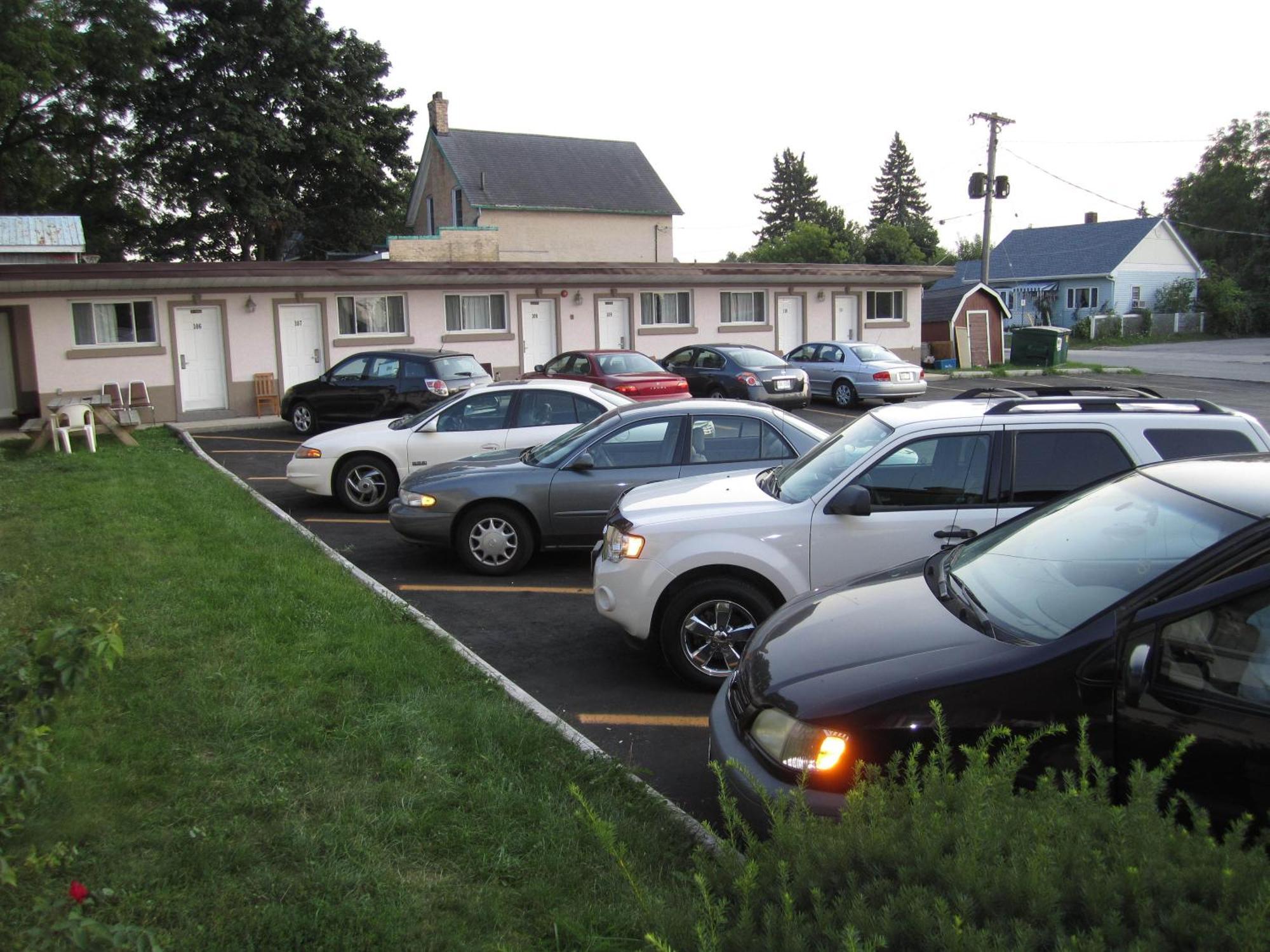 Canadiana Motel Hanover Zewnętrze zdjęcie
